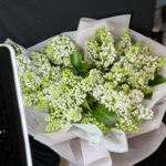 Buchet cu liliac premium